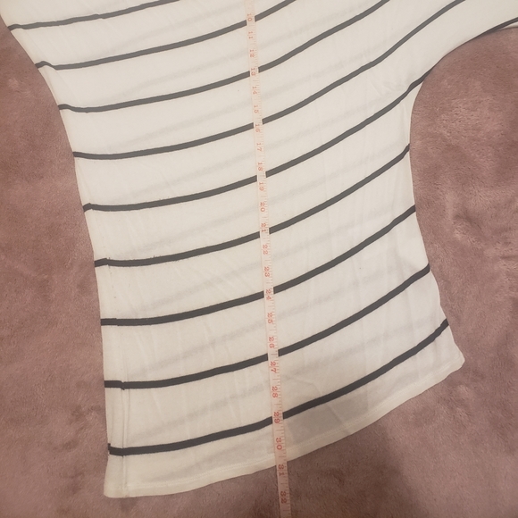 BCBG Top - Picture 7 of 13